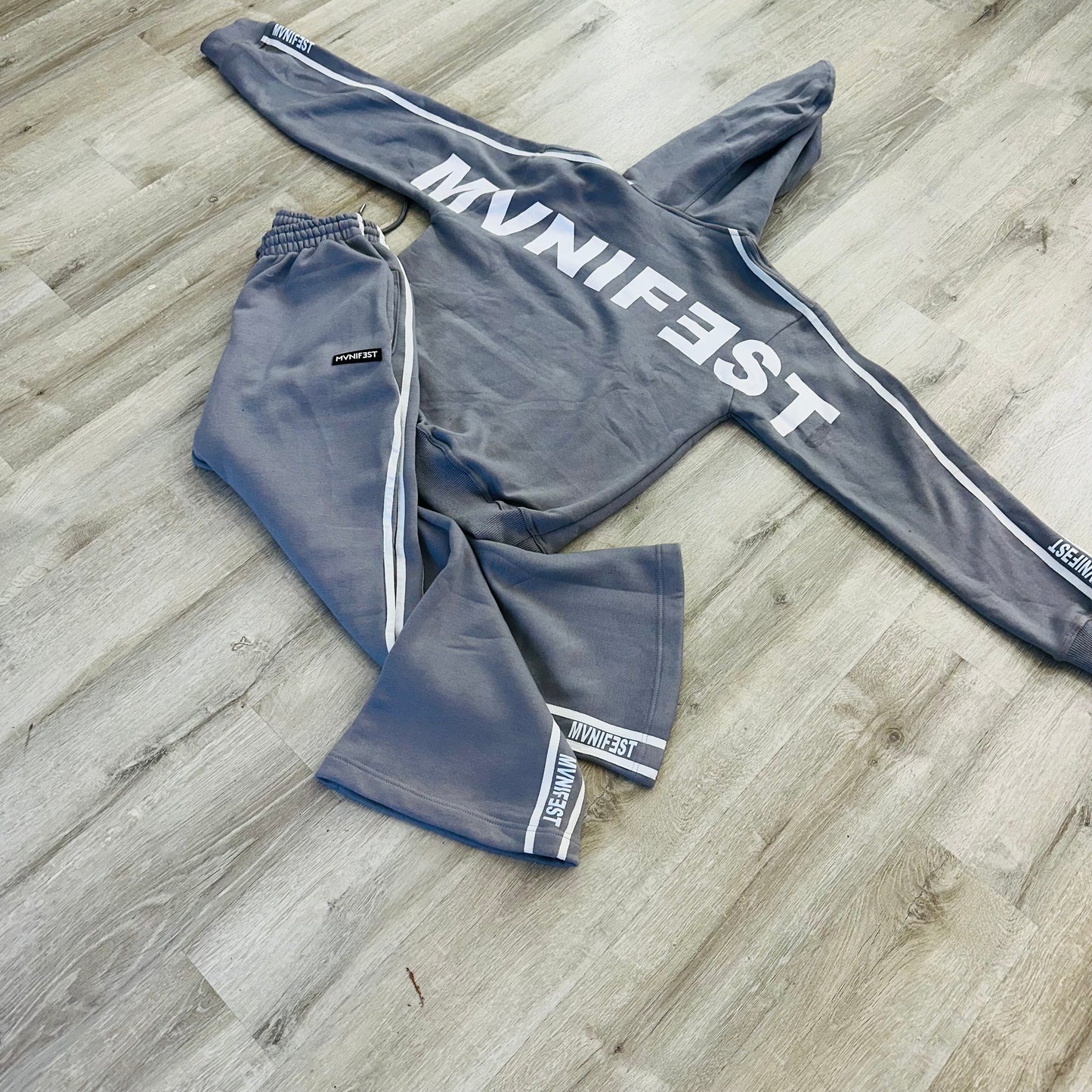 Mvnifest Brand ash racer hoodie