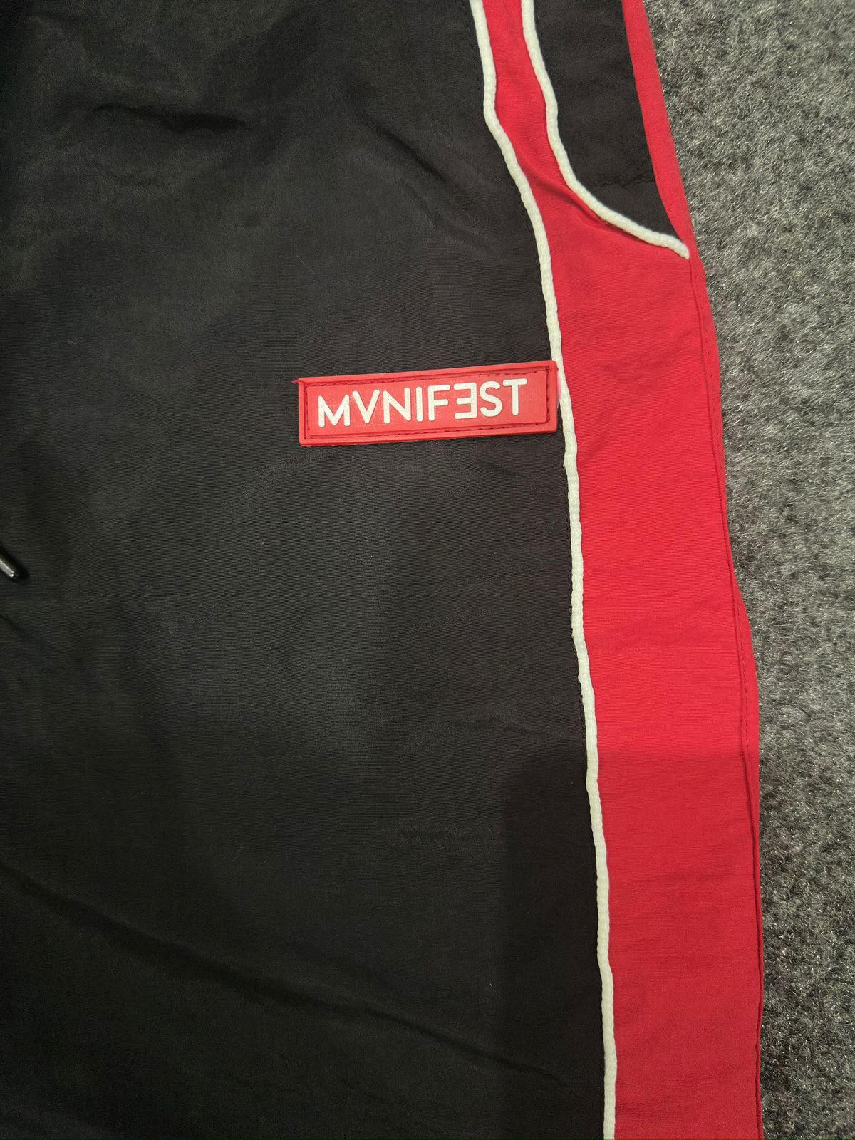 Mvnifest Performance Set